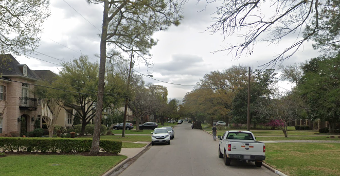 Bellaire City Council votes to install sidewalks on Maple St.